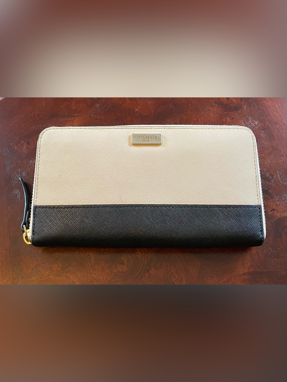 Kate Spade Two-Tone Leather Zip Wallet in Cream & Black